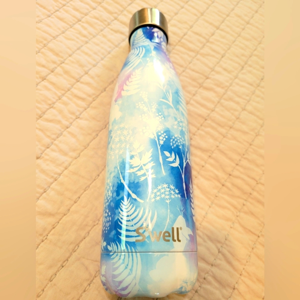 S'well X Frozen Disney Stainless Steel Water Bottle NWOT